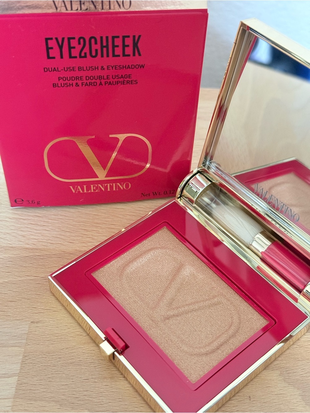 Valentino EYE2CHEEK Dual-Use Blush & Eyeshadow- 12 Bright Dream